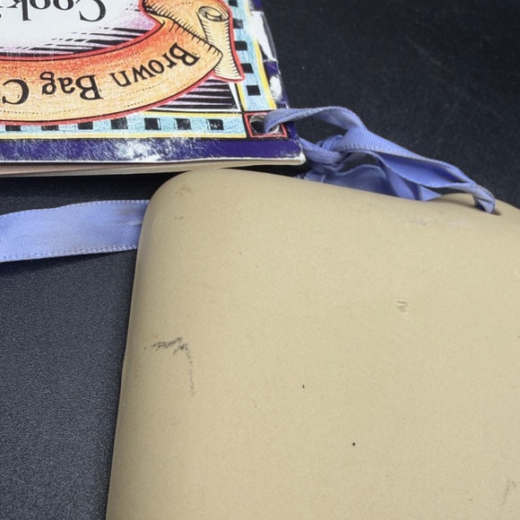 1996 Brown Bag Cookie & Craft Mold Hill Design Teapot Pattern Mold with Tags NWT - Picture 13 of 14